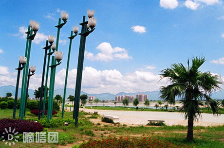 时代美容美发化妆学?？瓮馍? width=